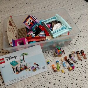 Lego Friends Mixed Lot Disney Disney Frozen Moana Wish Inside Out Figures Random